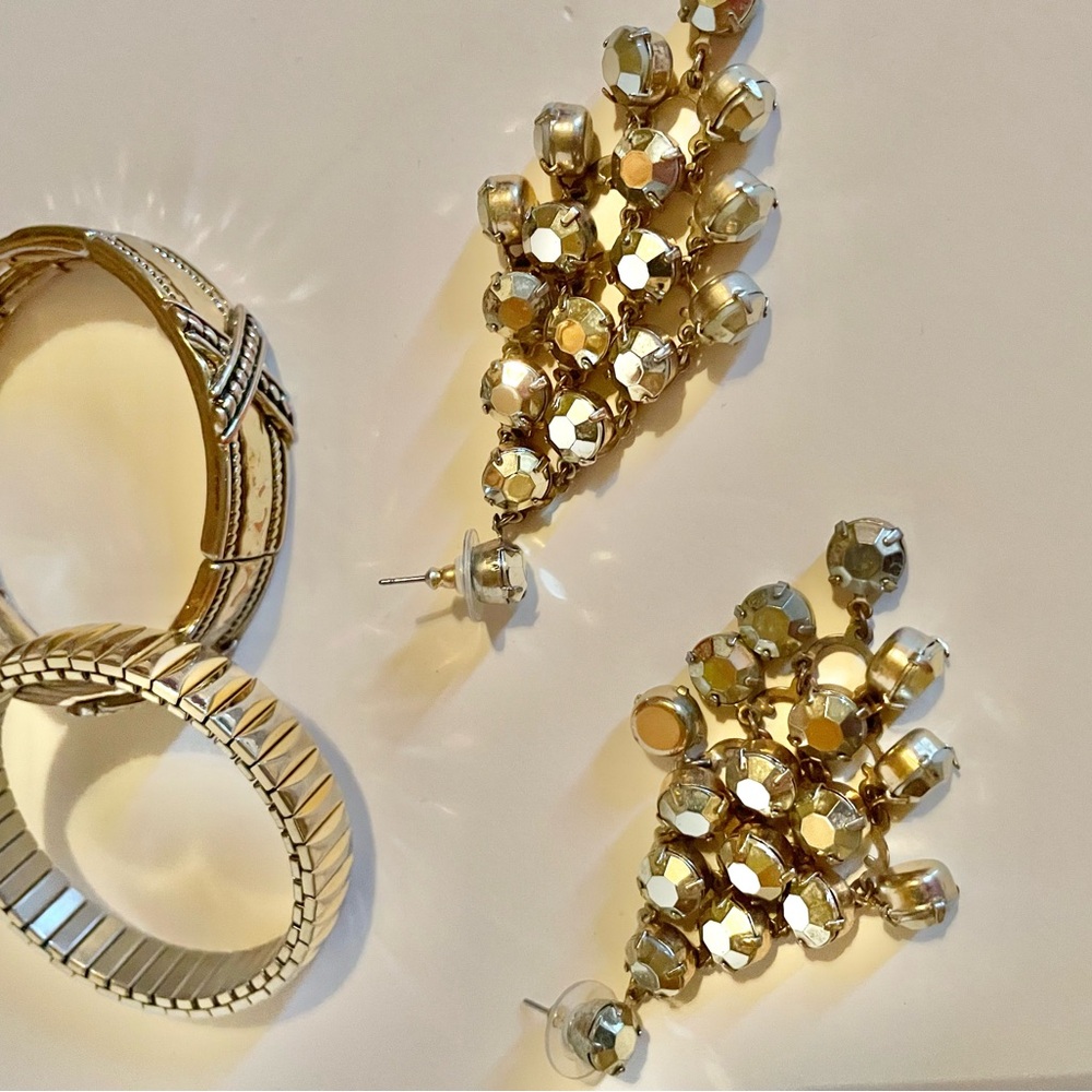 3/$20    4-pc Elegant Gold Earrings and 2 Bracelet Set